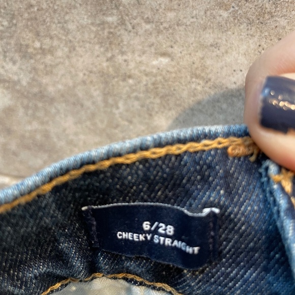 ❤️ GAP CHEEKY STRAIGHT MEDIUM WASH DENIM JEANS SIZE 28 - Picture 7 of 7